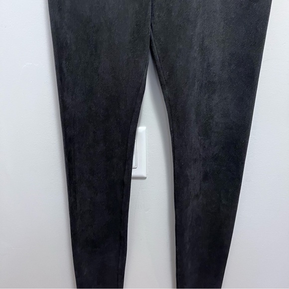 Aritzia Wilfred Free Daria Faux Suede Leggings Size Medium - Picture 5 of 12